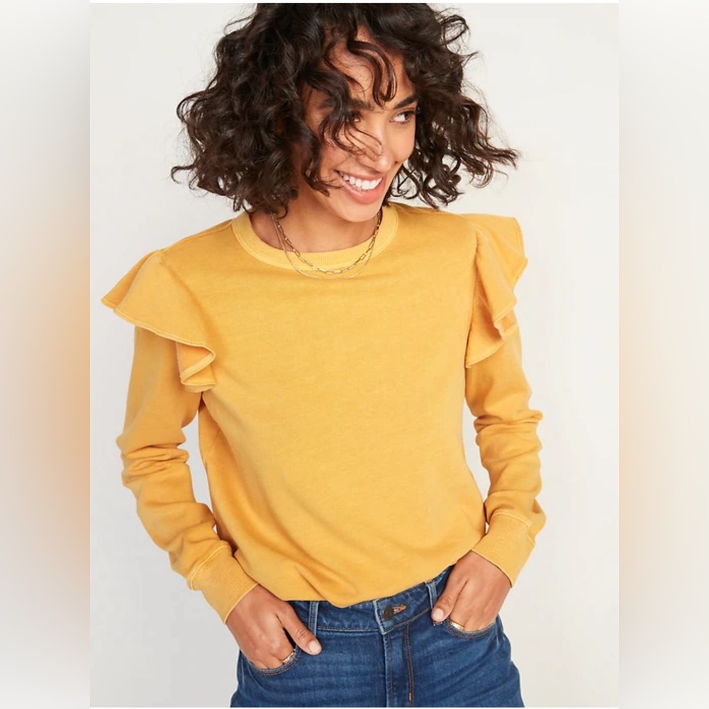 Old Navy mustard ruffle sleeve crewneck top